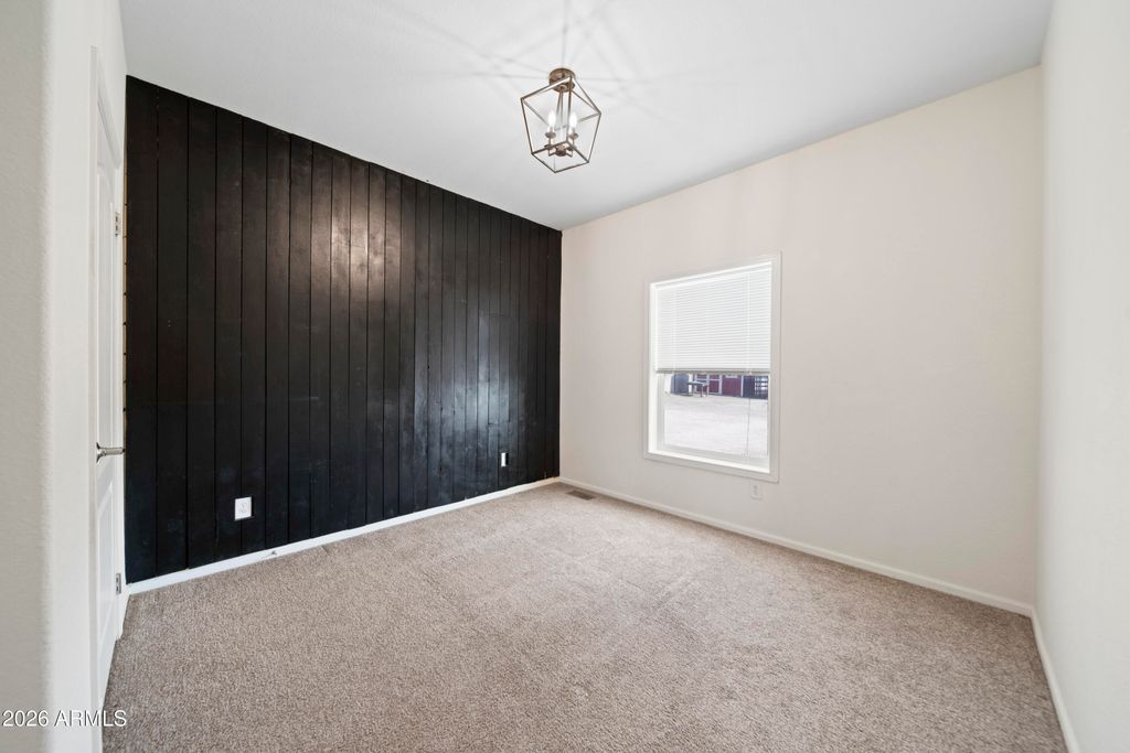 Image 23 of property listing at 39624 N Central Avenue, Phoenix, AZ 85086