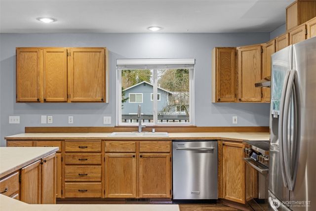 21641 SE 266th Street, Maple Valley, WA 98038