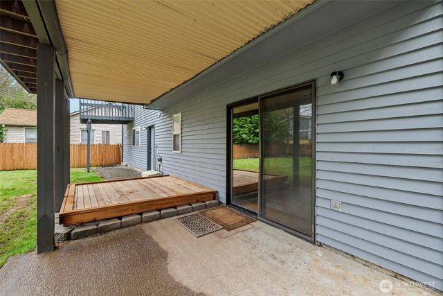 21641 SE 266th Street, Maple Valley, WA 98038