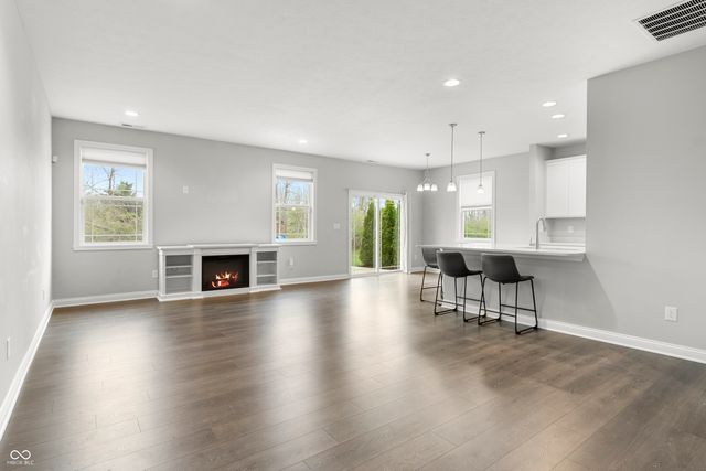 6166 Dugan Drive, Whitestown, IN 46075