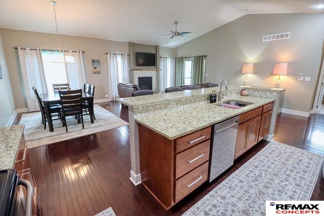 3120 Rawhide Drive, Lincoln, NE 68507