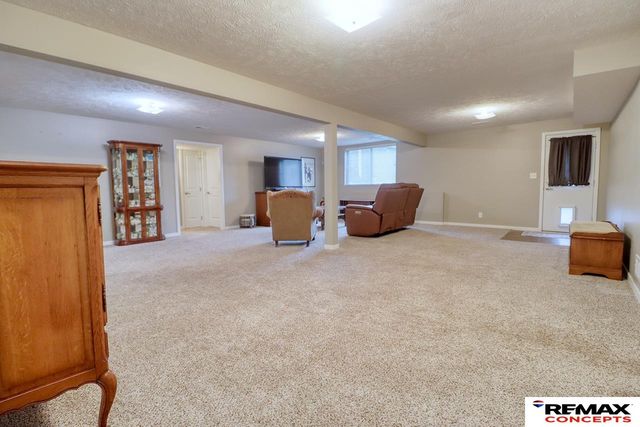 3120 Rawhide Drive, Lincoln, NE 68507