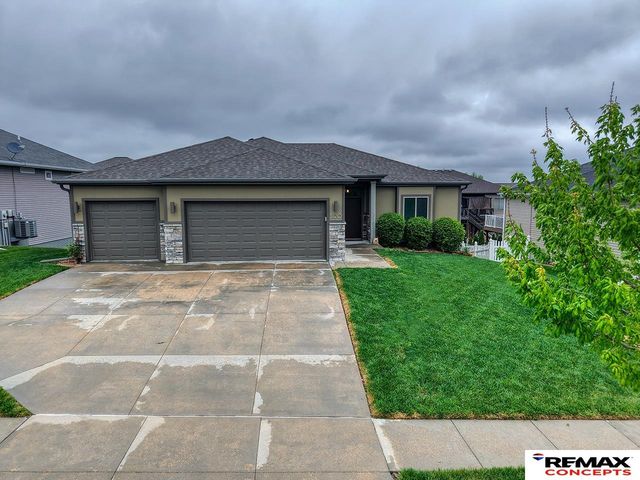 3120 Rawhide Drive, Lincoln, NE 68507