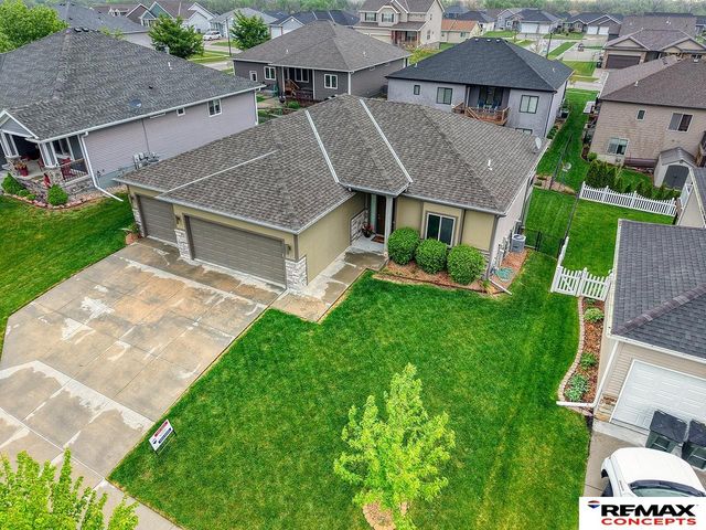 3120 Rawhide Drive, Lincoln, NE 68507