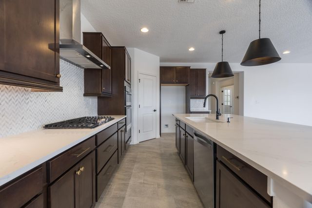 2729 KINGS CANYON Loop NE, Rio Rancho, NM 87144