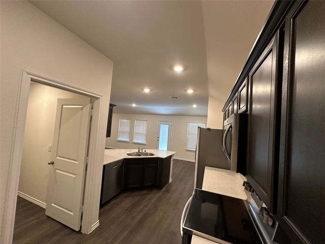 2208 San Jacinto Way, Sherman, TX 75090