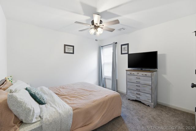 27515 E 108th Place S, Coweta, OK 74429