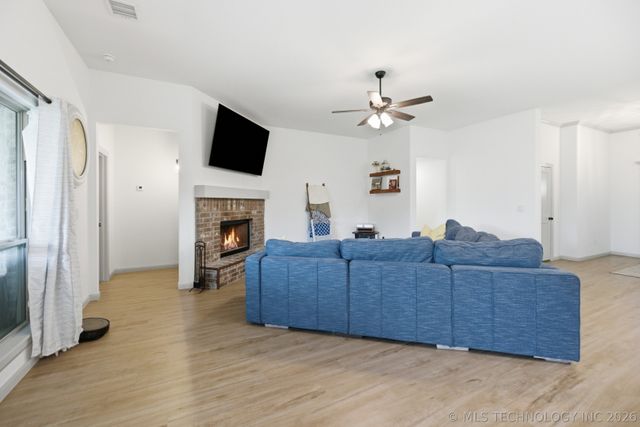 27515 E 108th Place S, Coweta, OK 74429