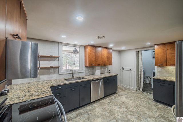 4325 Contest Road, Paducah, KY 42001