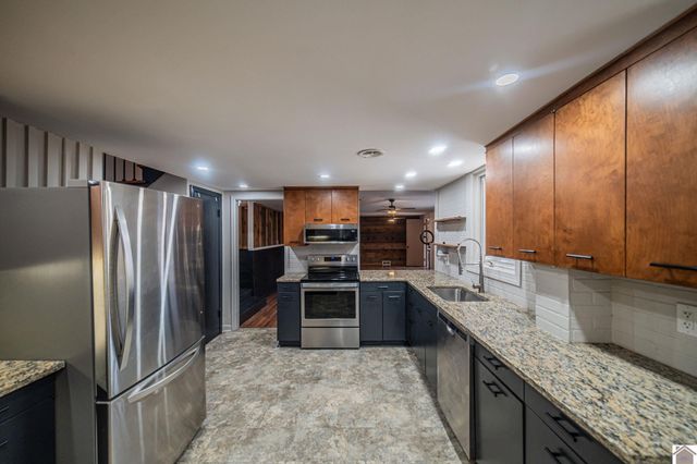 4325 Contest Road, Paducah, KY 42001