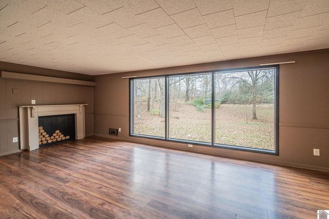 4325 Contest Road, Paducah, KY 42001