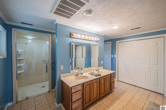 4325 Contest Road, Paducah, KY 42001