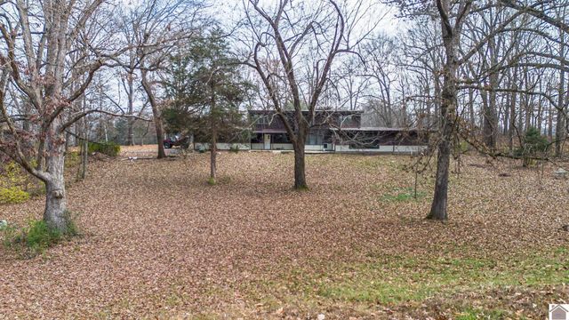 4325 Contest Road, Paducah, KY 42001