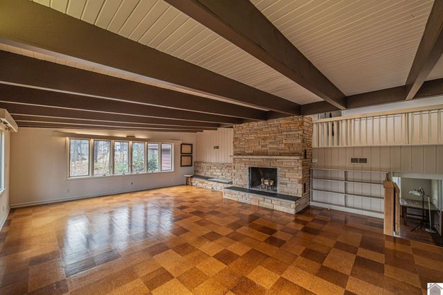 4325 Contest Road, Paducah, KY 42001