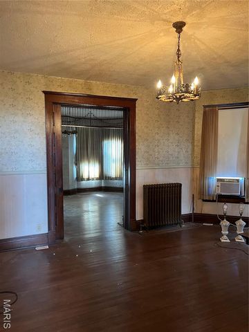 101 E 1st North Street, Mount Olive, IL 62069