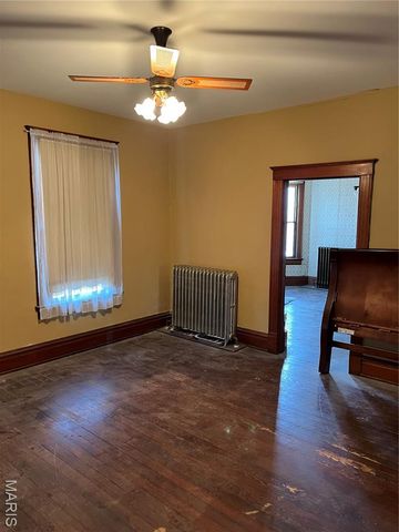 101 E 1st North Street, Mount Olive, IL 62069