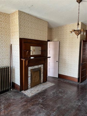 101 E 1st North Street, Mount Olive, IL 62069