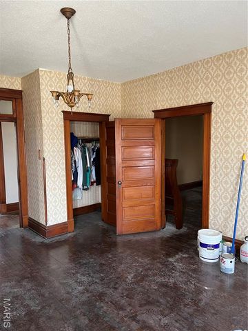 101 E 1st North Street, Mount Olive, IL 62069