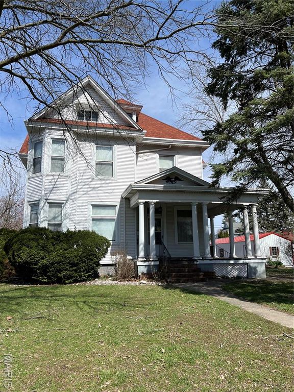 101 E 1st North Street, Mount Olive, IL 62069