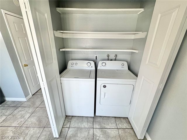 3911 Hartford Place, Las Vegas, NV 89102