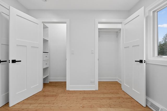 200 N Pine Street, Prospect Heights, IL 60070