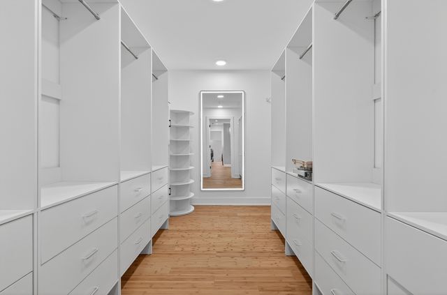 200 N Pine Street, Prospect Heights, IL 60070