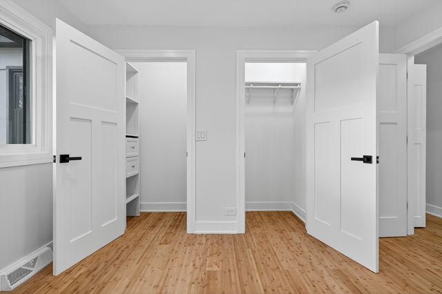 200 N Pine Street, Prospect Heights, IL 60070