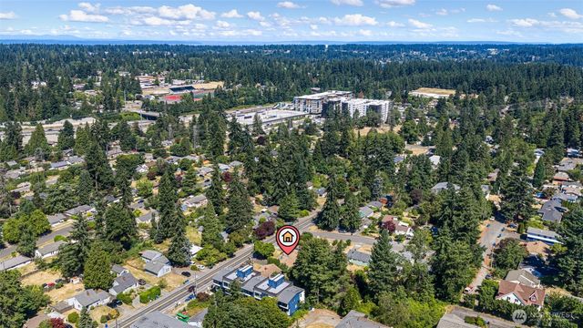 18042 10th Avenue NE, Shoreline, WA 98155