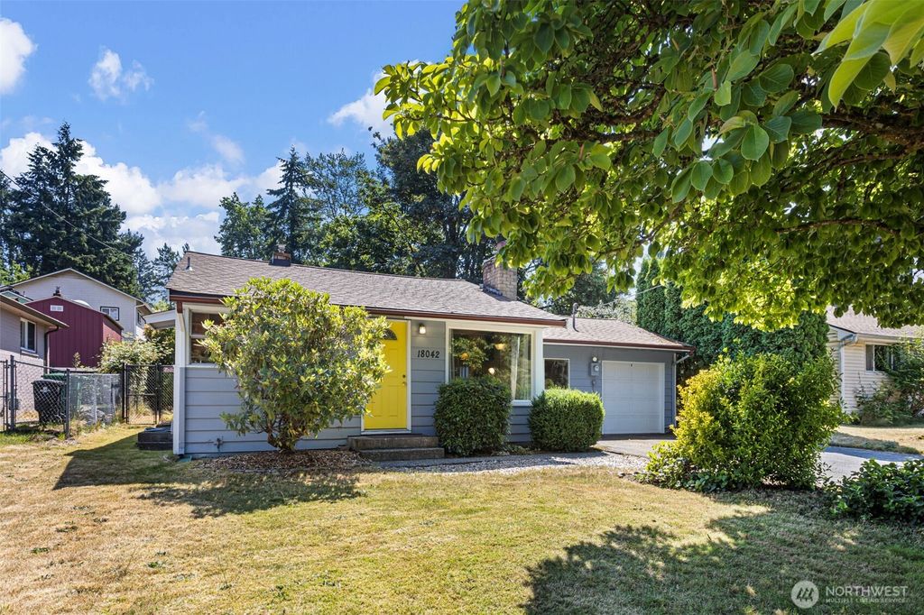 18042 10th Avenue NE, Shoreline, WA 98155