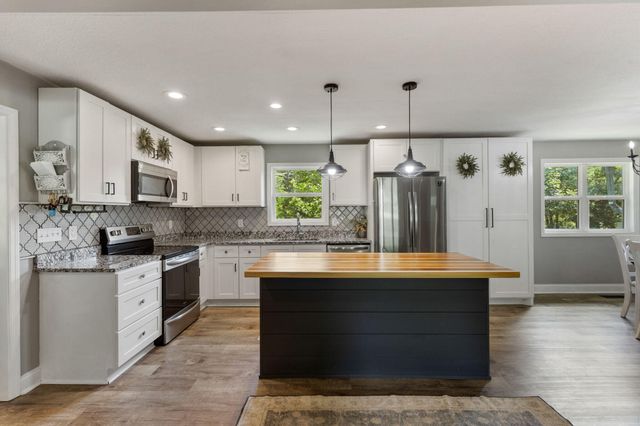 2430 Walnut Drive, NW, Cleveland, TN 37311