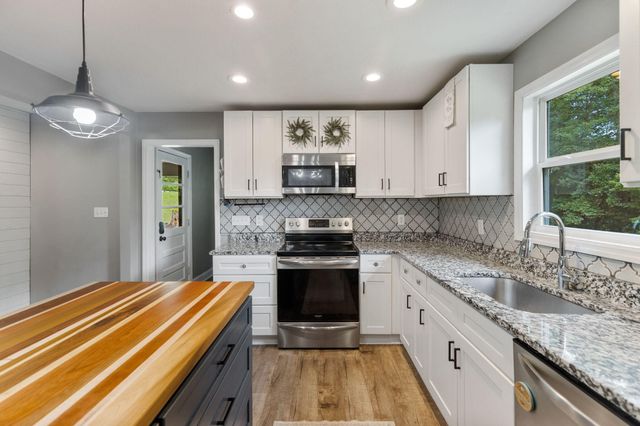 2430 Walnut Drive, NW, Cleveland, TN 37311