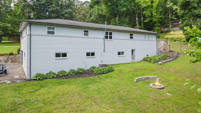 2430 Walnut Drive, NW, Cleveland, TN 37311
