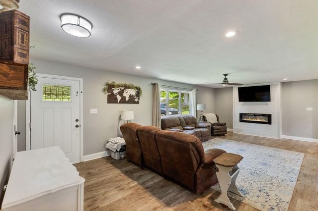 2430 Walnut Drive, NW, Cleveland, TN 37311