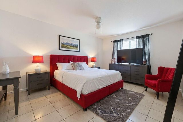 7837 Pacific Pearl Street, Houston, TX 77072