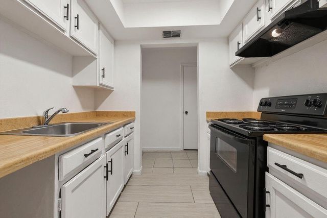 7837 Pacific Pearl Street, Houston, TX 77072