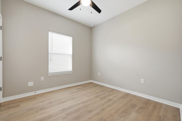 3804 Golden Acres Circle, Crestview, FL 32539