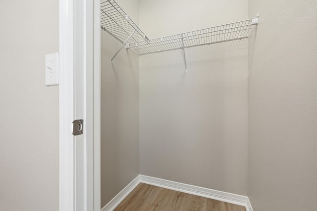 3804 Golden Acres Circle, Crestview, FL 32539