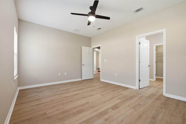 3804 Golden Acres Circle, Crestview, FL 32539