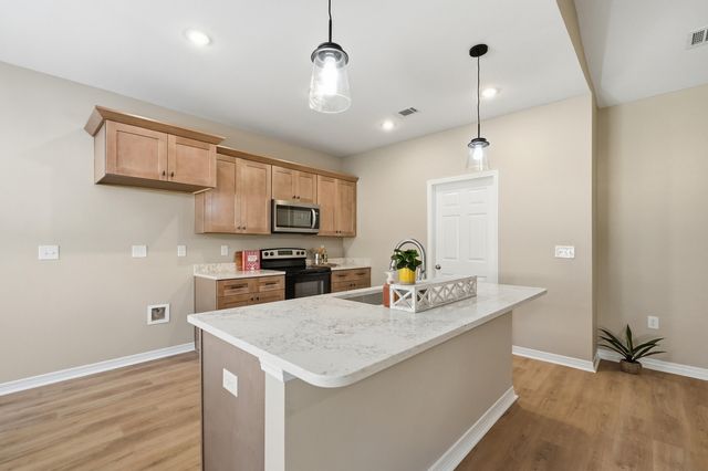 3804 Golden Acres Circle, Crestview, FL 32539