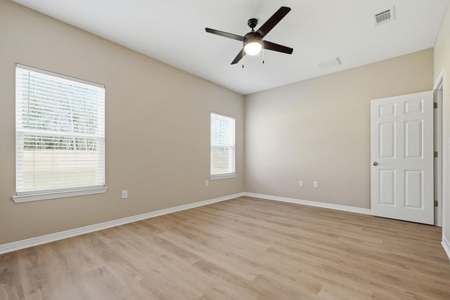 3804 Golden Acres Circle, Crestview, FL 32539