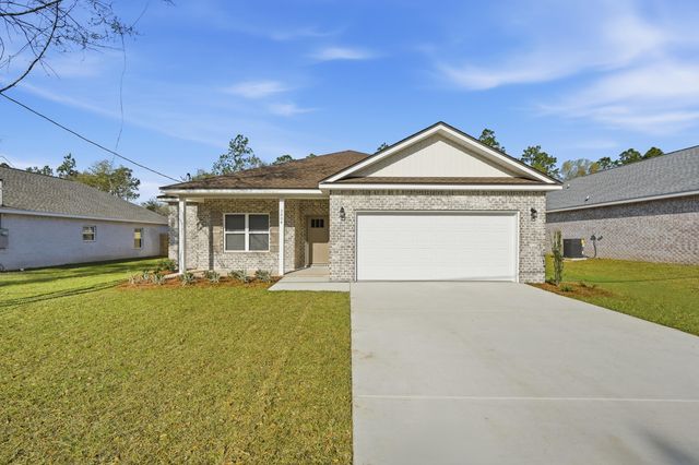 3804 Golden Acres Circle, Crestview, FL 32539