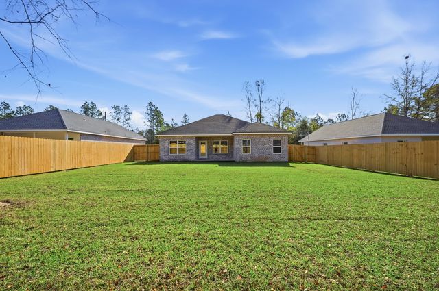 3804 Golden Acres Circle, Crestview, FL 32539