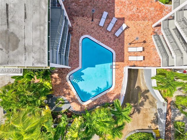 2930 Day Ave N104, Miami, FL 33133