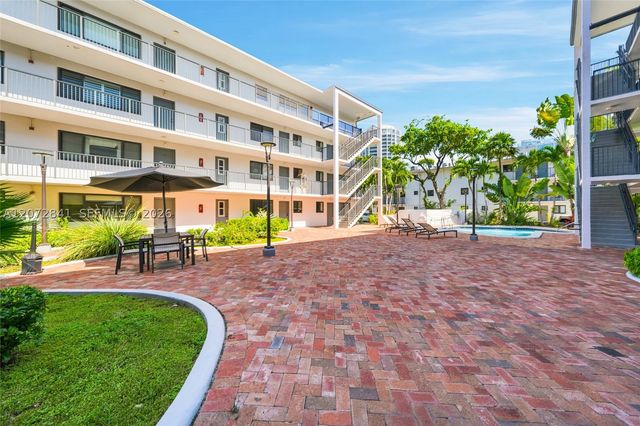 2930 Day Ave N104, Miami, FL 33133