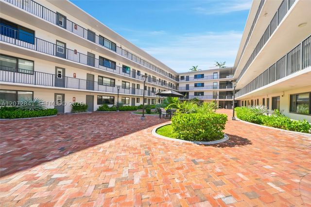 2930 Day Ave N104, Miami, FL 33133