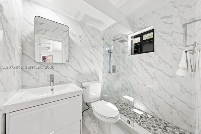 2930 Day Ave N104, Miami, FL 33133
