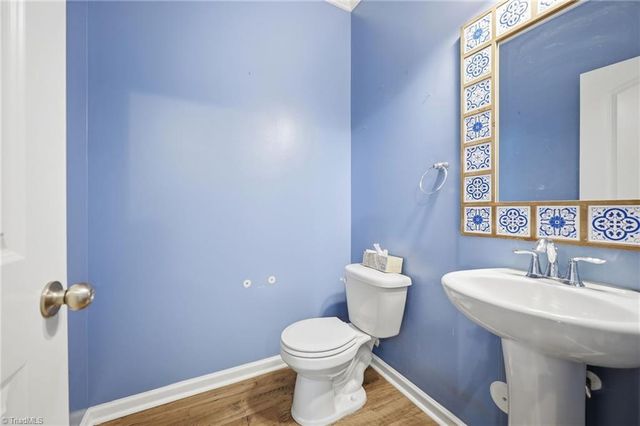 1602 Running Deer Drive, Kernersville, NC 27284