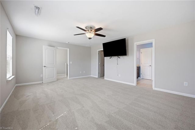1602 Running Deer Drive, Kernersville, NC 27284