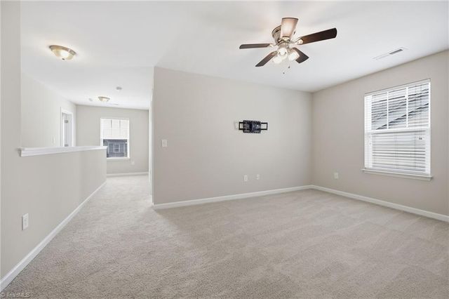 1602 Running Deer Drive, Kernersville, NC 27284