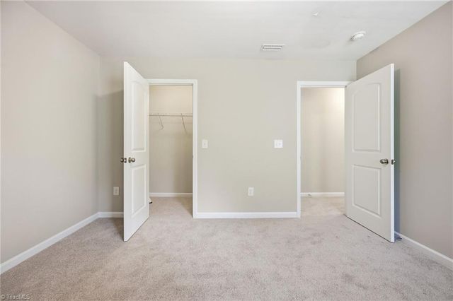 1602 Running Deer Drive, Kernersville, NC 27284